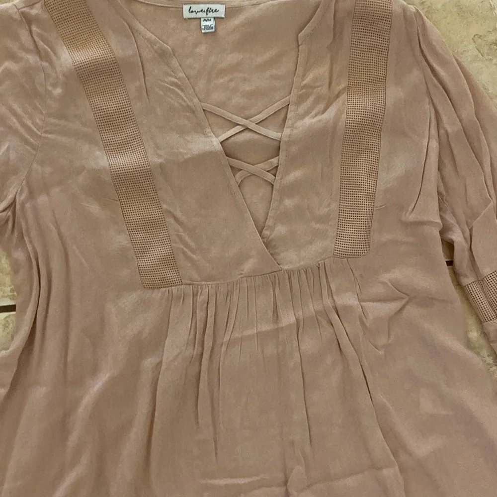 Top - Picture 4 of 4